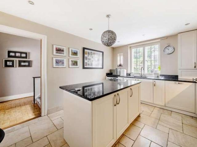 House for sale in West Byfleet, Woking
