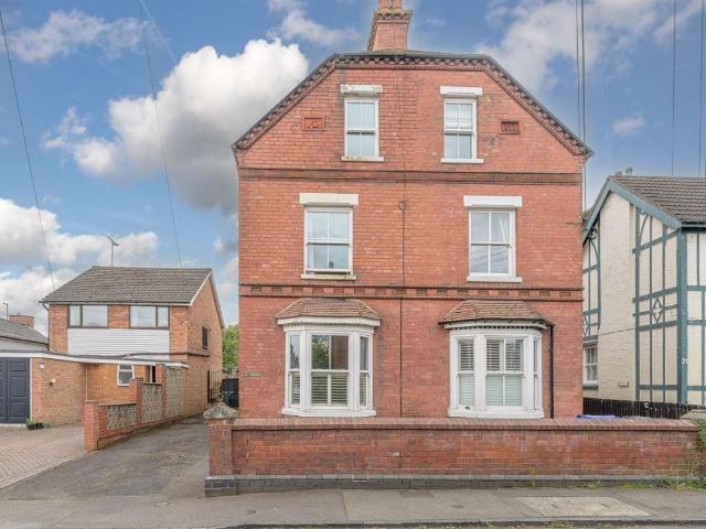 House for sale in Wollaston, Amblecote