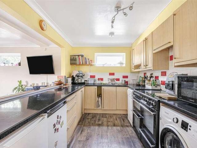 House for sale in Seaford, Iford