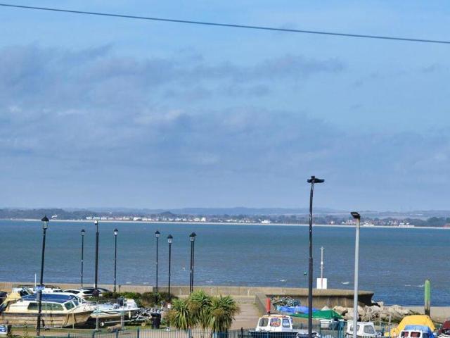 House for sale in Oakfield, Ryde