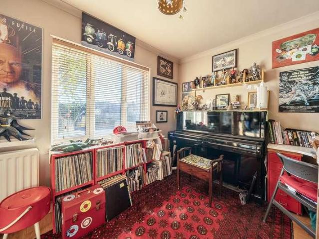 House for sale in Berrick Salome, Oxfordshire