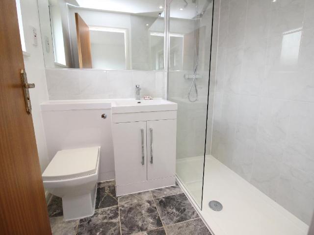 House for sale in Stoneleigh, Ewell