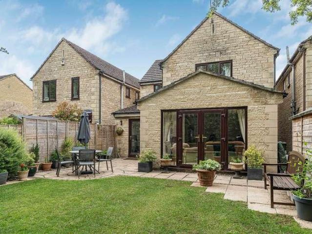 House for sale in Fossebridge, Gloucestershire