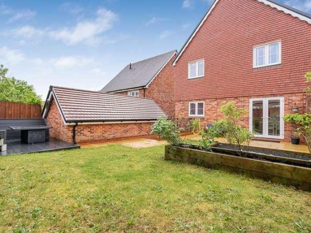 House for sale in Bolton Low Houses, Hampshire