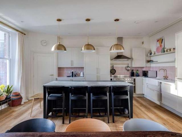House for sale in Hoole, Two Mills