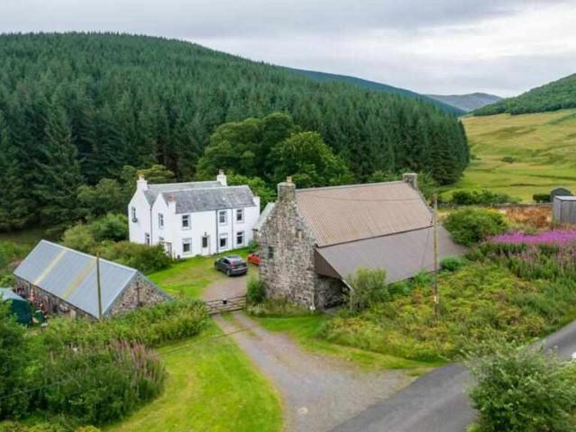 House for sale in Lower Mains, Dollar