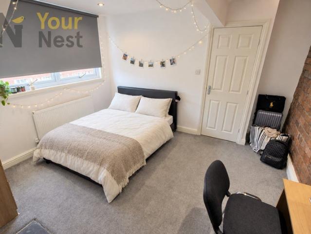 House for rent in Charing Cross, Leeds