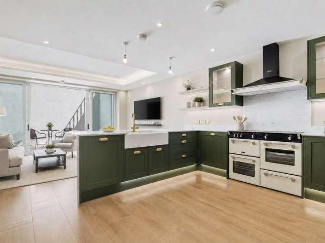House for rent in Springfield Village, Greater London