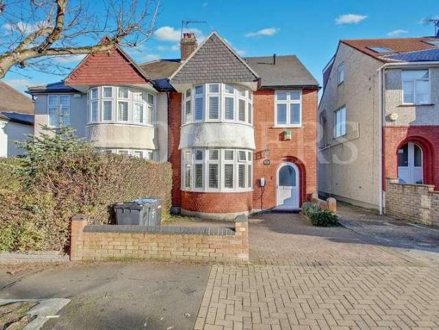 House for rent in Dollis Hill, Greater London