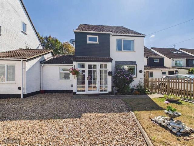 House for rent in Fern, Little Marlow