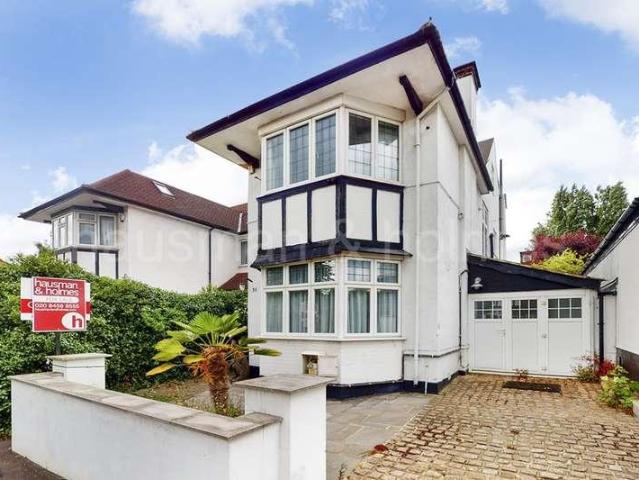 House for rent in Golders Green, Greater London
