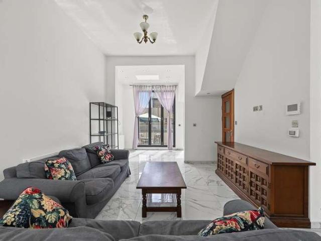 House for rent in Edmonton, Greater London