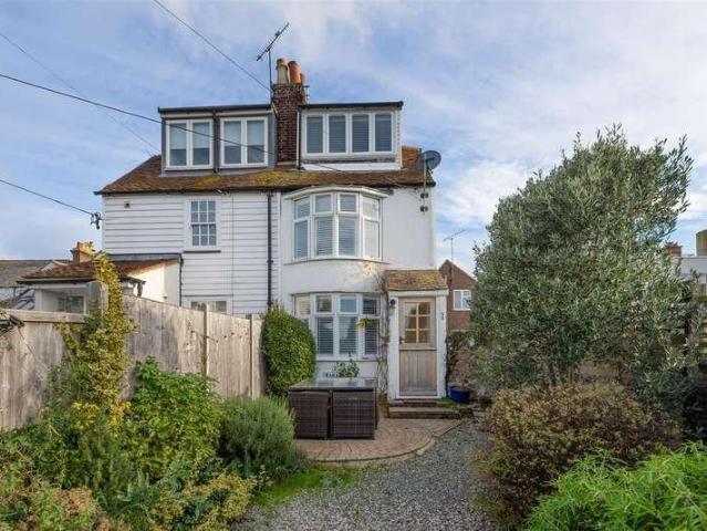 House for rent in The Bridge, Kent