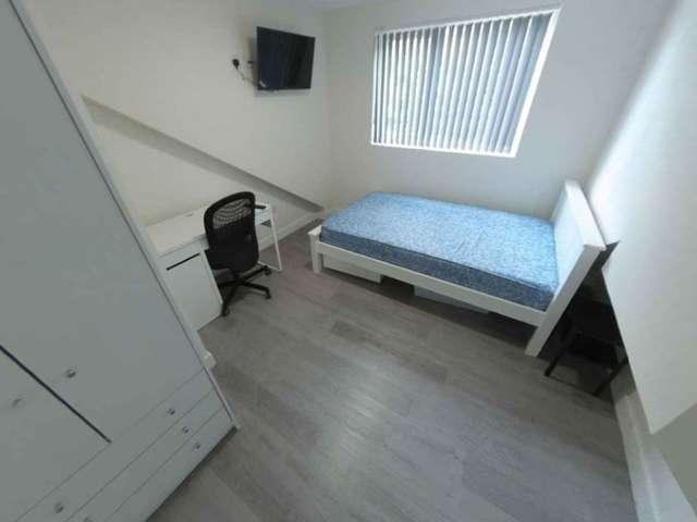 Apartment for rent in Spon End, West Midlands