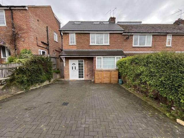 House for rent in Five Acres, Hertfordshire