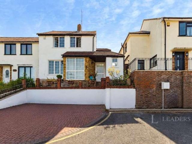 House for rent in Crofton, Greater London