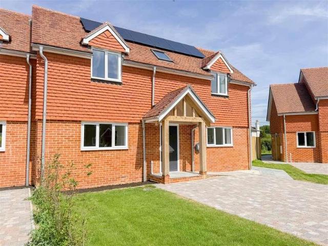 House for rent in Cross In Hand, East Sussex