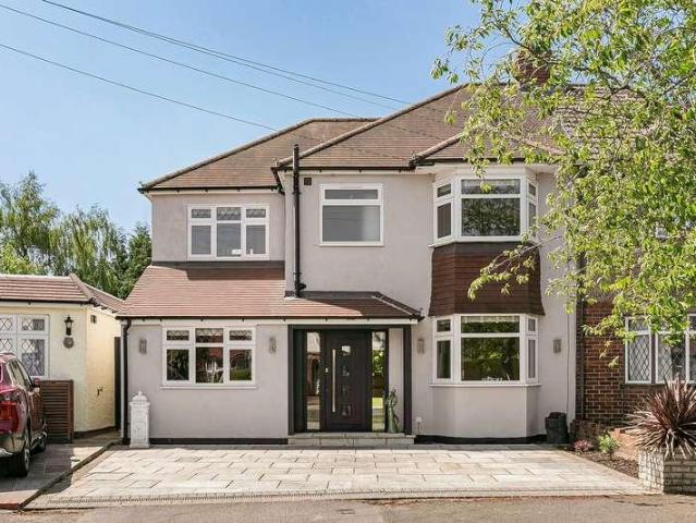 House for rent in London Borough of Croydon, Greater London