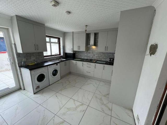 House for rent in London Borough of Hounslow, Greater London
