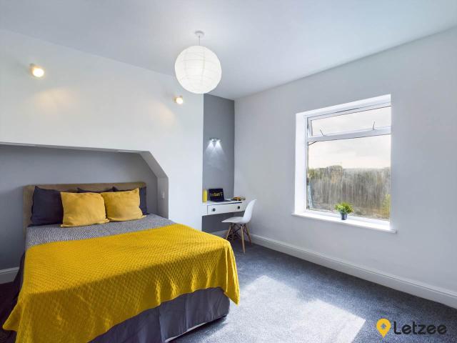 Apartment for rent in Nangreaves, Wales