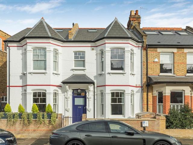 House for rent in London Borough of Richmond upon Thames, Greater London