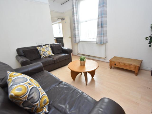 House for rent in Falcon Lodge, Wales