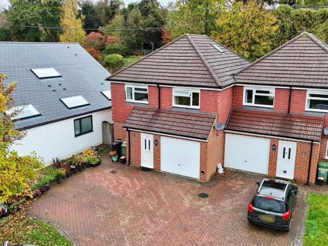 House for rent in Boughton Monchelsea, Midway