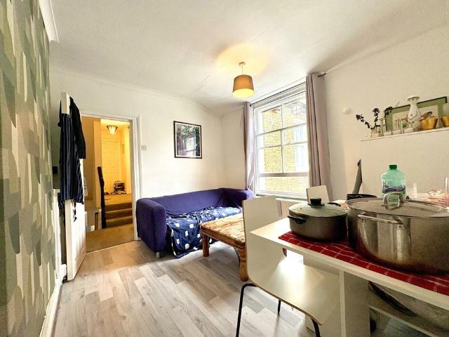 Apartment for rent in Fulham, Greater London
