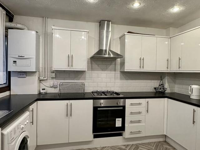 Apartment for rent in Isle Of Dogs, Isle Of Man