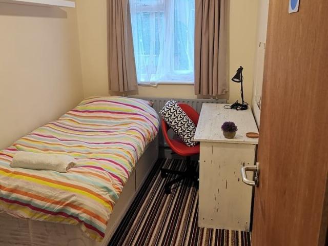 Apartment for rent in The Polygon, City Of Southampton