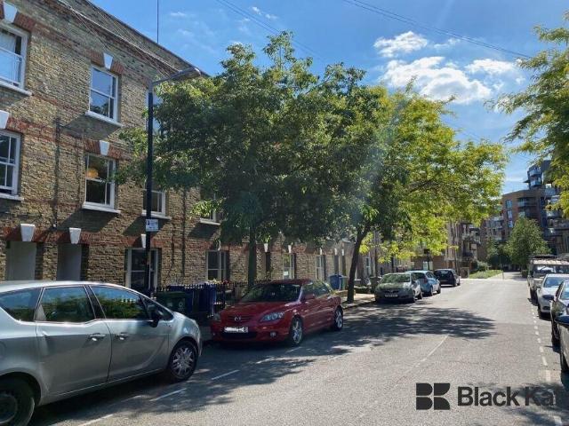 Terraced House for rent in Bermondsey, Walworth