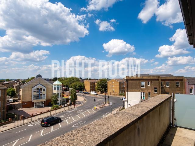 House for rent in College Park, Greater London