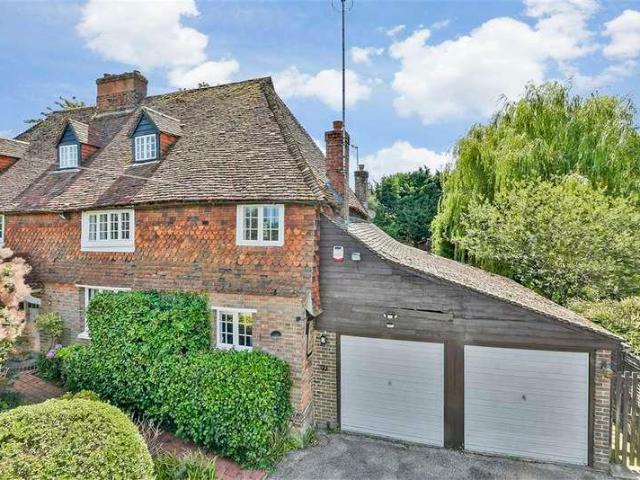 Property for sale in Hillview, Surrey