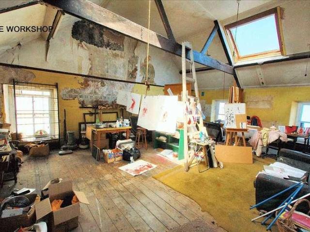 Property for sale in Tenby, Wales