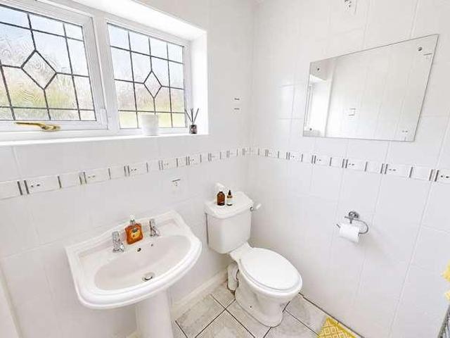 Property for sale in Daisy Hill, Lee Bank