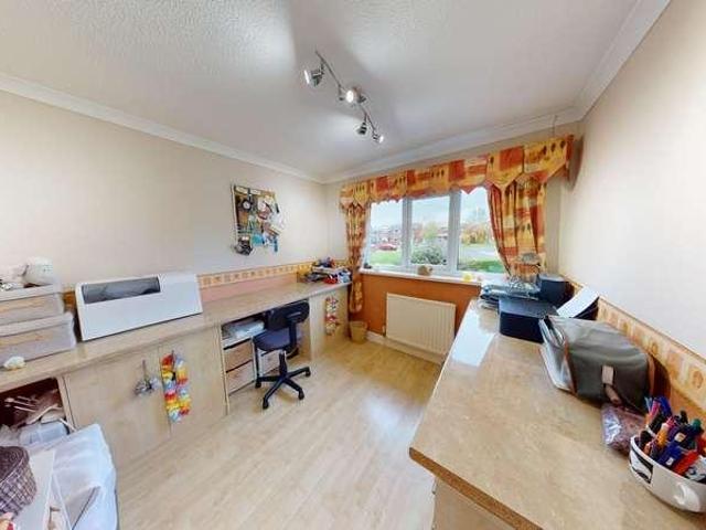 Property for sale in Daisy Hill, Westhoughton