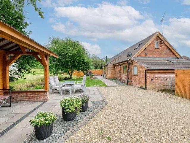 Property for sale in Callow Hill, Redditch