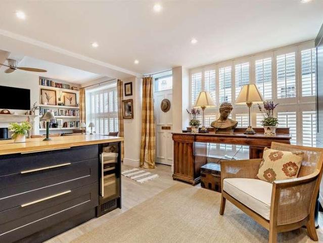 Property for sale in Oakham