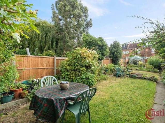 Property for sale in Hornsey, Greater London