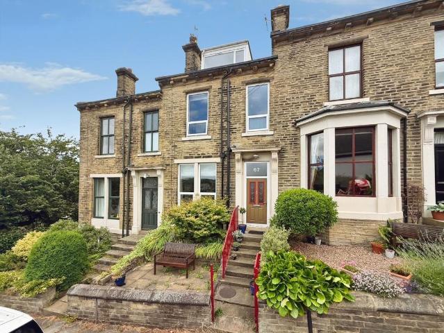 Property for sale in Baildon, West Yorkshire