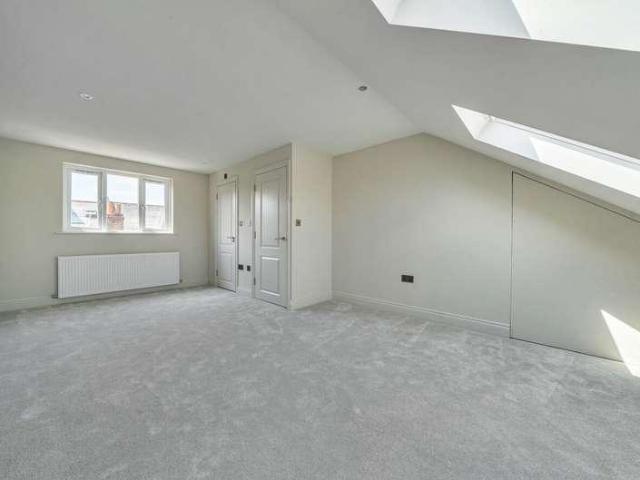 Property for sale in Shepherd's Bush, Greater London