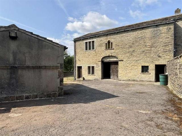 Property for sale in Catherine Slack, Queensbury