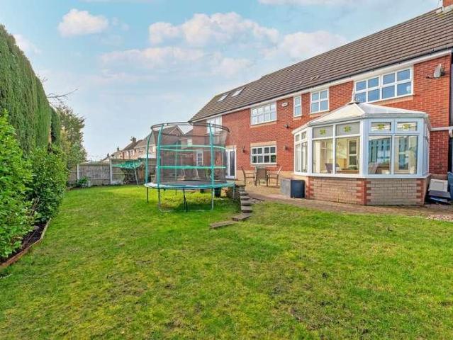Property for sale in Appleton, Warrington