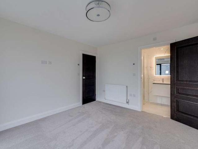 Property for sale in Dodleston, Two Mills