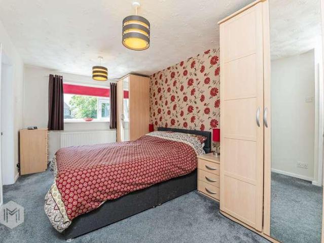 Property for sale in Bradshaw, Lee Bank