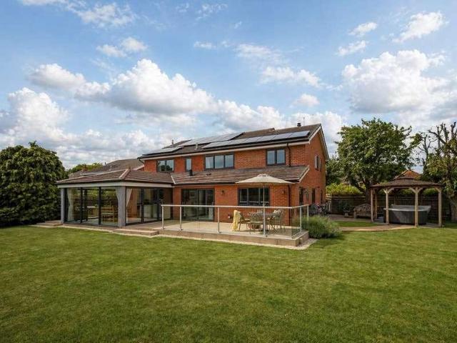Property for sale in East Hanney, Dromore