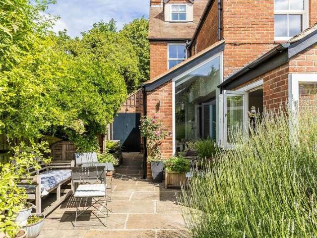 Property for sale in Caldecott, Dromore