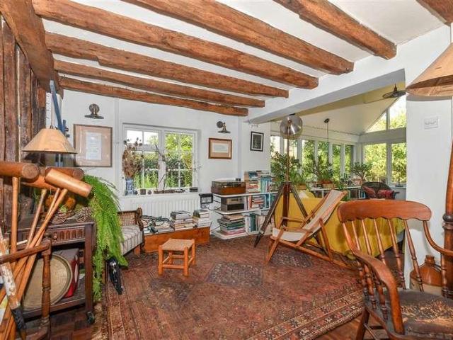 Property for sale in Midway, Kent