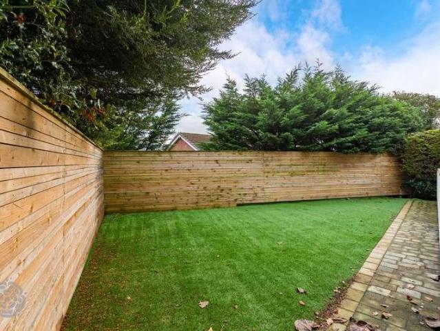 Property for sale in Belmont Park, Lee Bank