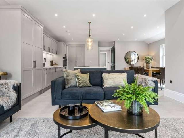 Property for sale in Elmbridge, Surrey